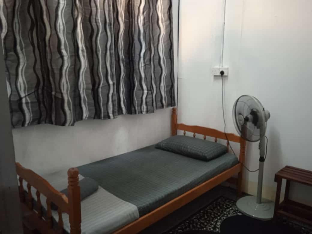 La Wood Homestay Kampung Kuala Besut Kültér fotó